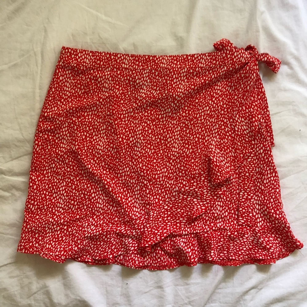 NWT- printed skirt